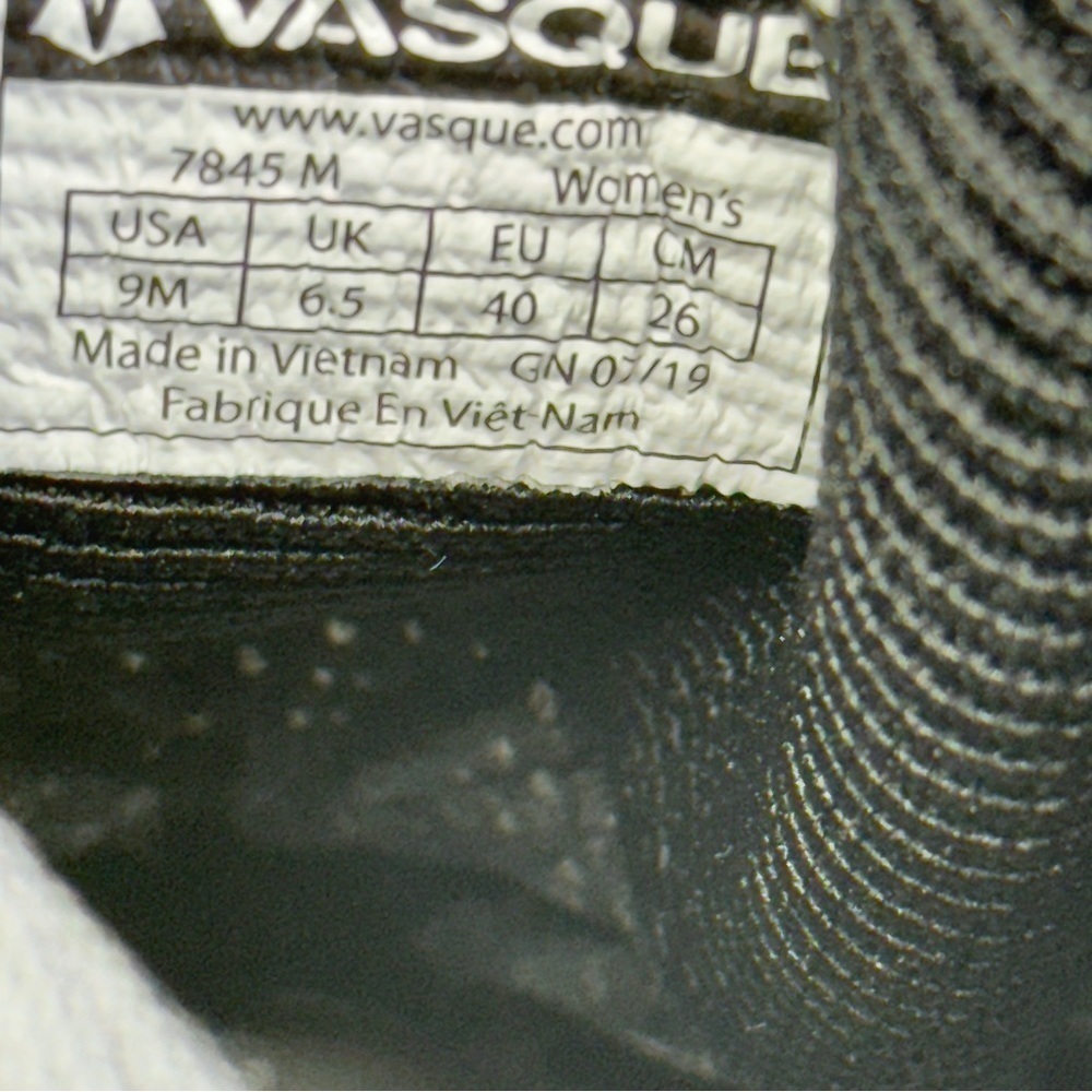 Vasque Coldspark Ultradry Hiking Boots - Picture 12 of 14